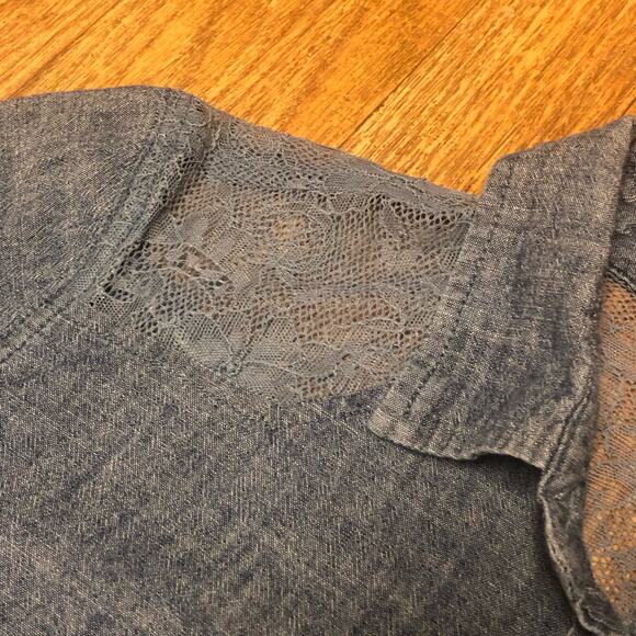American Eagle Blue Denim Chambray Lace Long Sleeve Button Down Shirt - Picture 3 of 11